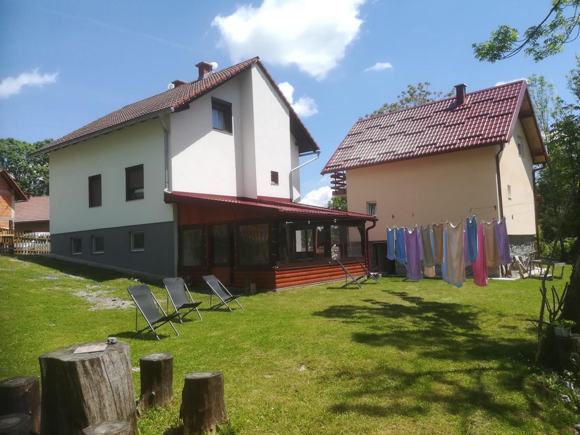 Guesthouse Bubalo Dreznik Grad Екстер'єр фото