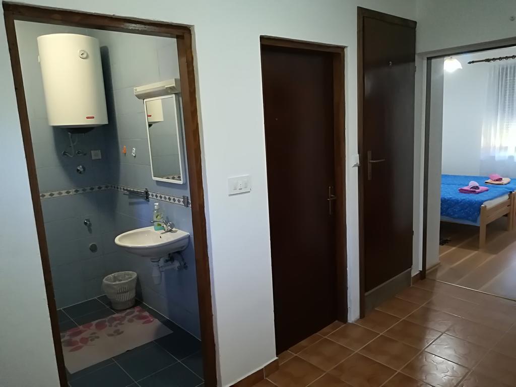 Guesthouse Bubalo Dreznik Grad Екстер'єр фото