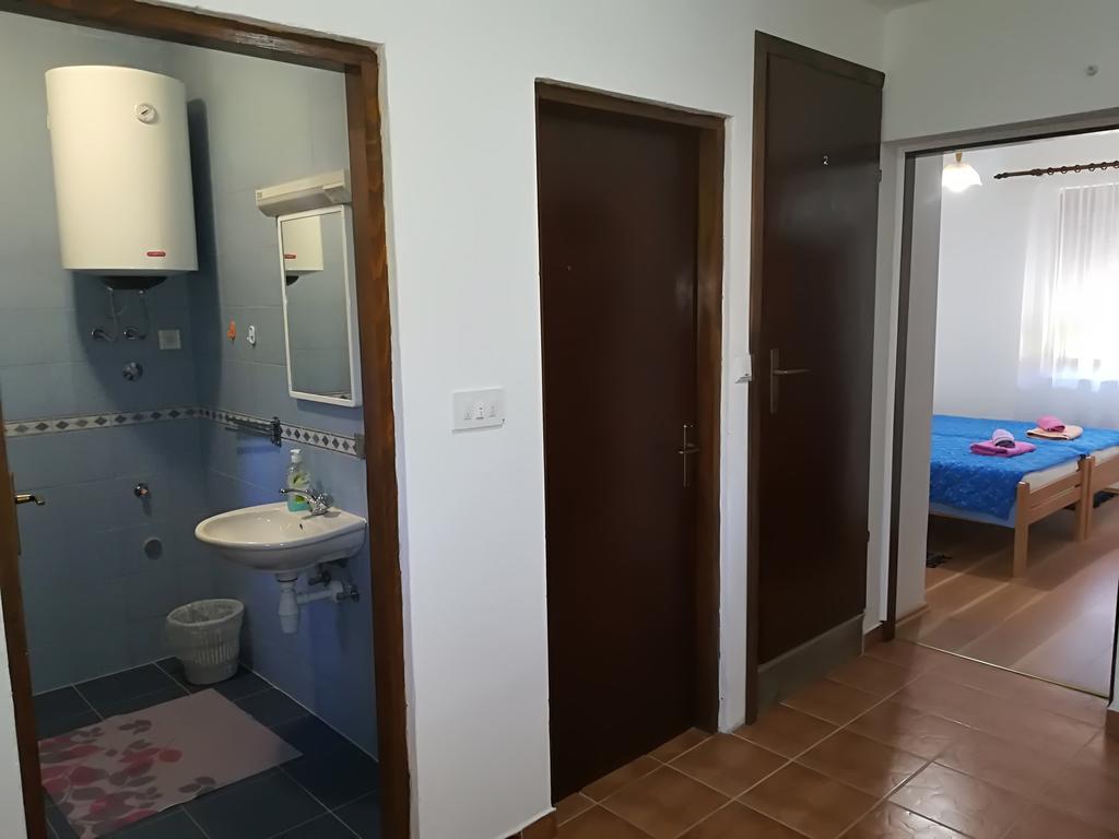 Guesthouse Bubalo Dreznik Grad Екстер'єр фото